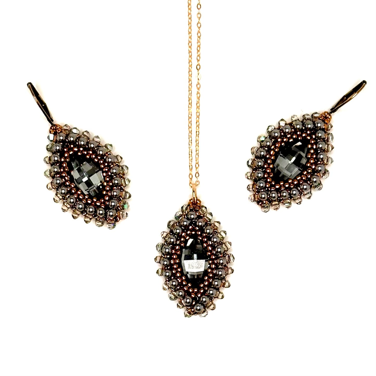 Hojas Embellished Pendant | Grey on Gold