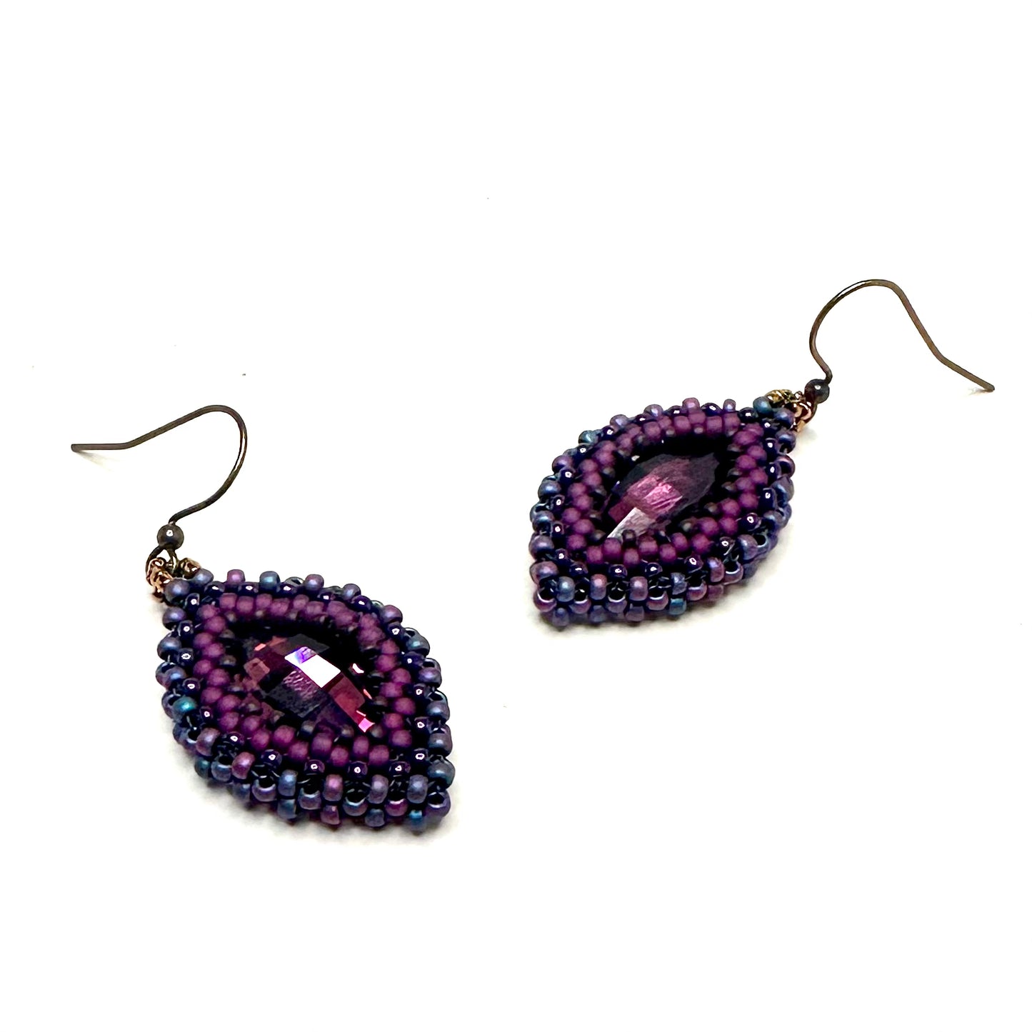 Hojas Earring - Shades of Purple