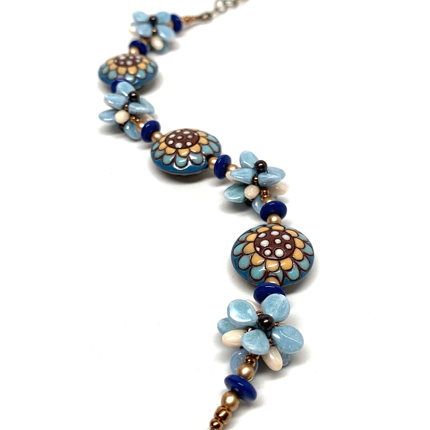 Flores Bracelet | Blue and Cream Flores Beads with Golem beads
