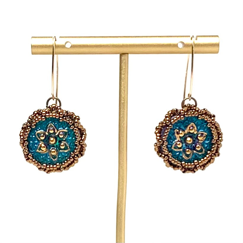 Vintage Style Czech Button Earrings | Persian Star Dark Iridescent